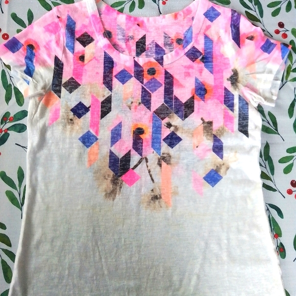 Stylish T-shirt - Picture 3 of 5